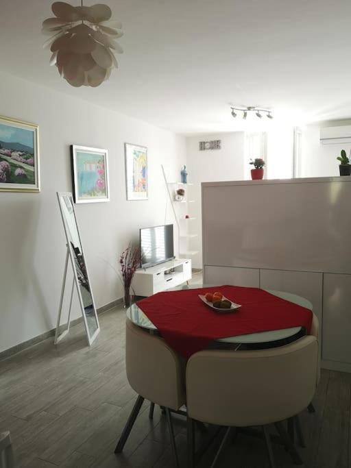 Studio Apartment Ivana - New Sweet Apartment ドゥブロブニク エクステリア 写真